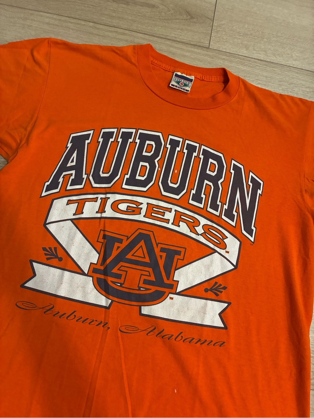 Vintage Red Oak Auburn Tigers Short Sleeve T-shirt Made in USA Size L